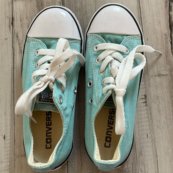 EUC Converse All Star Kids Sneakers Size 3 - Picture 7 of 9